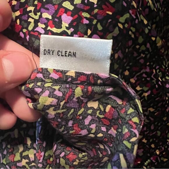 Talbots 100% silk patterned button down shirt‎ - Picture 7 of 10